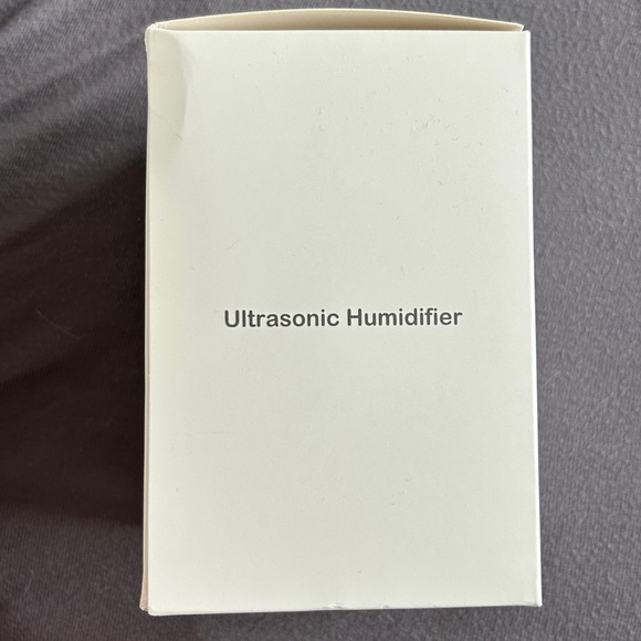 USB Colorful Humidifier - Picture 3 of 3